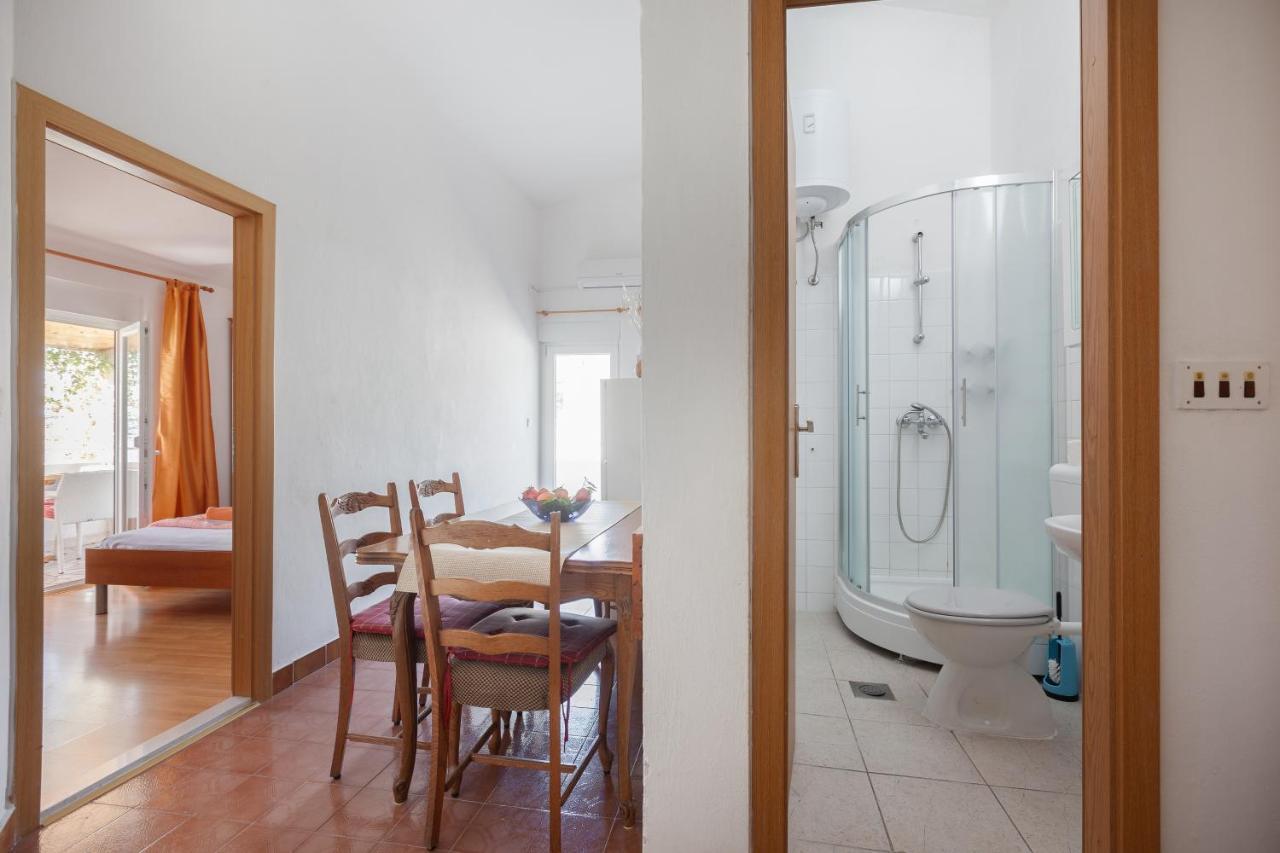 Apartments By The Sea Igrane, Makarska - 310 ภายนอก รูปภาพ